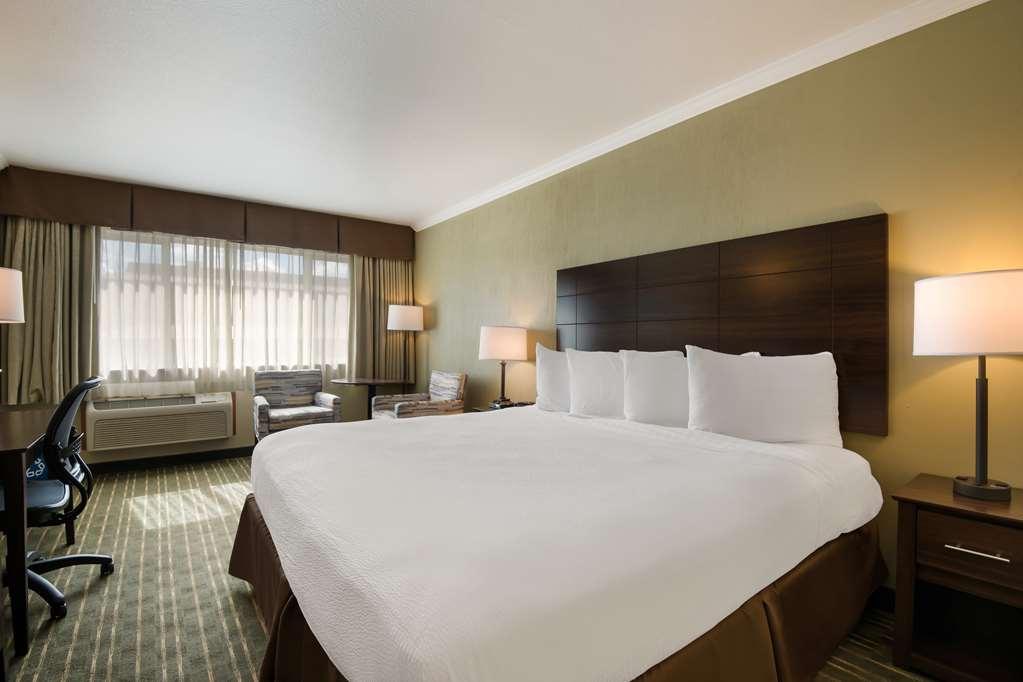 Best Western Holiday Hotel Coos Bay Room photo