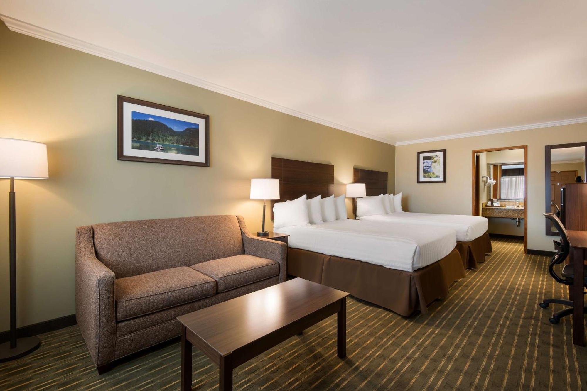 Best Western Holiday Hotel Coos Bay Exterior photo
